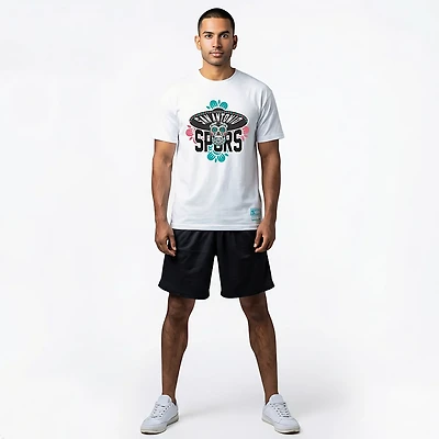 Mitchell & Ness Men's San Antonio Spurs Fiesta Skull Graphic T-shirt