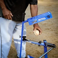 Louisville Slugger Blue Flame Pitching Machine