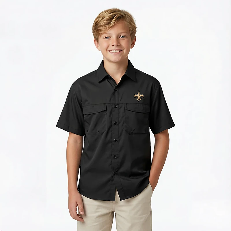 Antigua Men's New Orleans Saints Game Day Woven Fishing Shirt