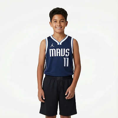 Jordan Boys' Dallas Mavericks Kyrie Irving #11 Statement Swingman Jersey