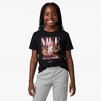Nike Girls' Sportswear Butterfly Graphic T-shirt