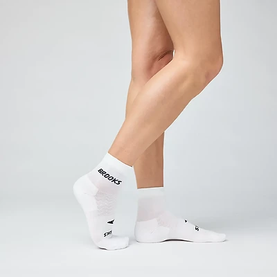 Brooks Run In Quarter Socks 3-Pack