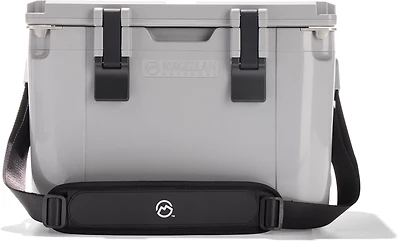 Magellan Outdoors 18 Quart Magellan Ice Box