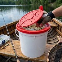 4 qt. Minnow Bucket