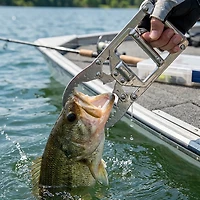 O&H Mfg. Auto Fish Grabber