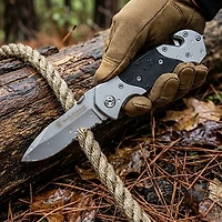 Smith & Wesson 1st Response Liner Lock Folding Knife