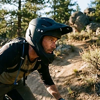 Bell Adults' Servo™ Helmet