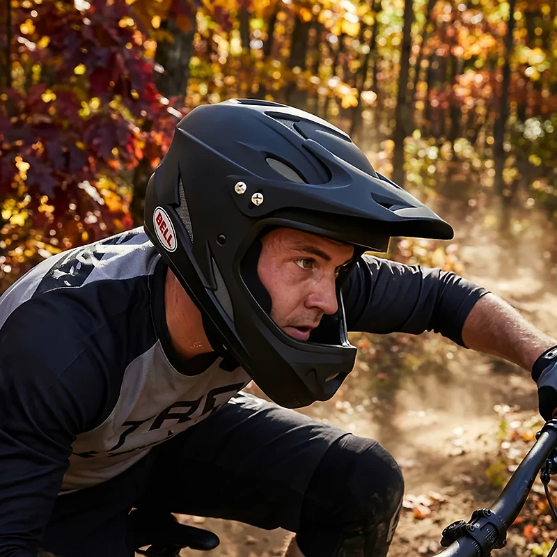 Bell Adults' Servo™ Helmet