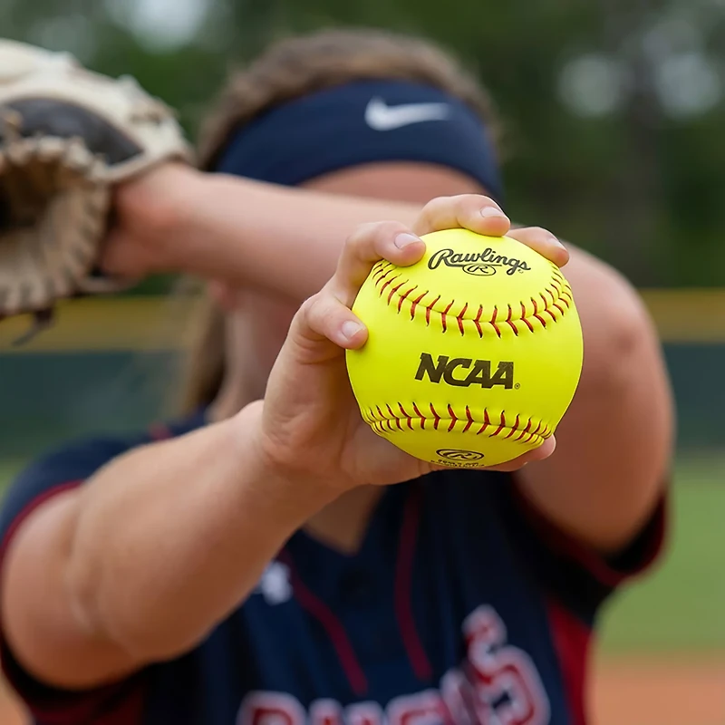Rawlings 12 in NCAA Fast-Pitch Training Softball