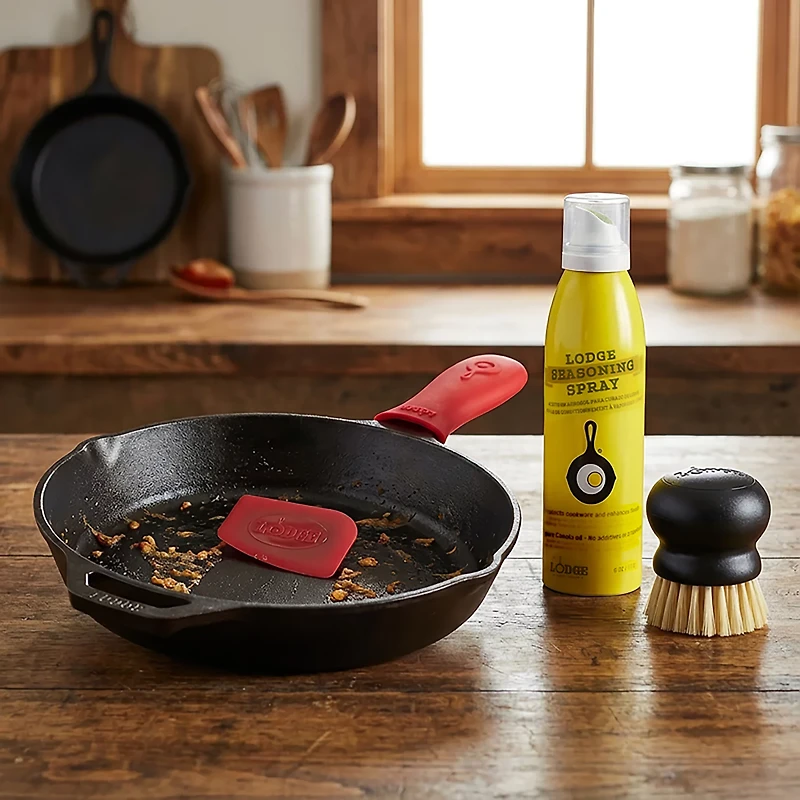 Lodge Seasoned Cast Iron Care Kit