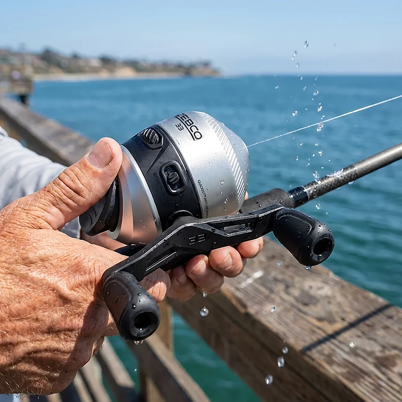 Zebco 33 Spincast Reel