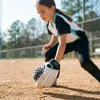 Rawlings Girls' 10.5 in Fastpitch Softball Pitcher/Infield Glove