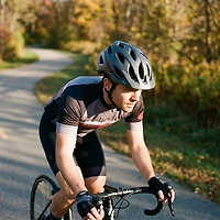 Bell Men's Passage Bike Helmet with Integrated Lights