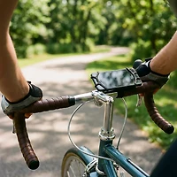 Bell Stowaway 900 Stretch Bicycle Handlebar Phone Mount