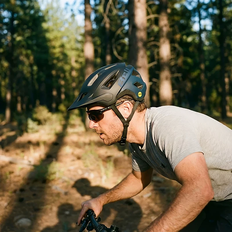 Bell Adults' Soquel MIPS Bike Helmet