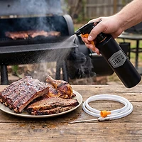 Oklahoma Joe's 2-in-1 Spray Bottle Injector