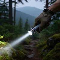 NEBO Newton 2500 Lumen Alkaline Flashlight