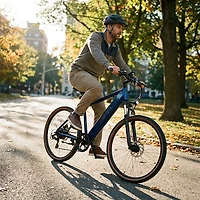 Ozone 500 Adults' Gira 26 in Urbanite Electric Bike