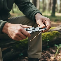 Leatherman Skeletool 7 Multi-Tool