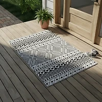 Mosaic 5 x 7 ft Woven Mat