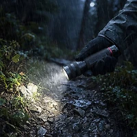 Coast GX20 Waterproof 1000 Lumen Flashlight