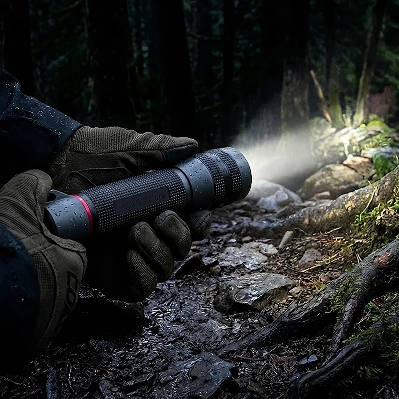 Coast GX30 Waterproof 2,000 Lumen Flashlight