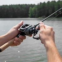 Shimano SLX 70 A Baitcast Reel