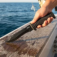 SOG Pinnacle Bowie Knife