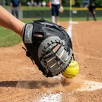 Mizuno 13 in Franchise Series Fast-Pitch Softball First Base Mitt