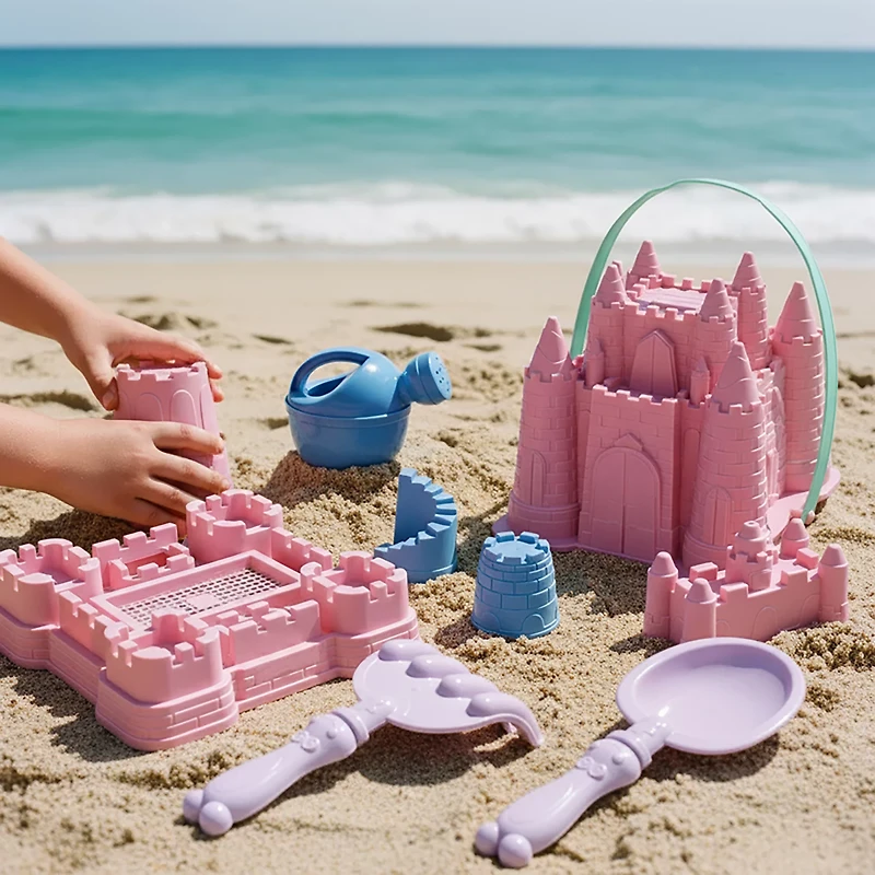 O'Rageous Castle 8-Piece Beach Toy Set
