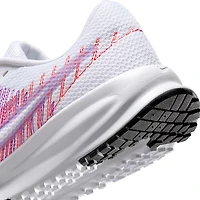 Nike Women's Run Defy Road Running Shoes