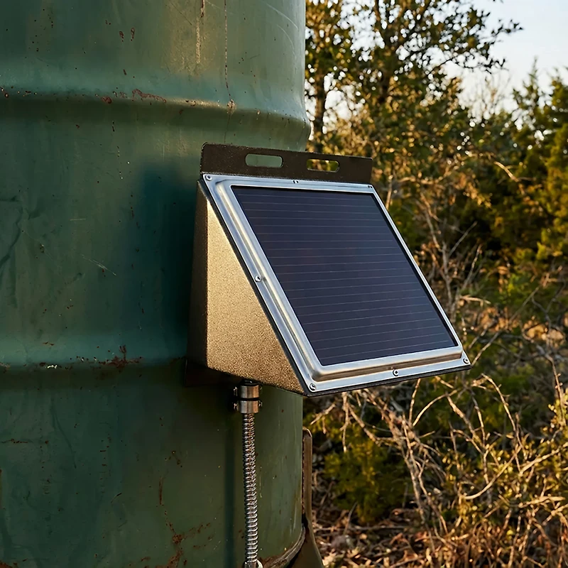 Game Winner 12 V Enclosed Solar Panel