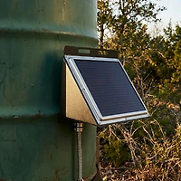 Game Winner 12 V Enclosed Solar Panel