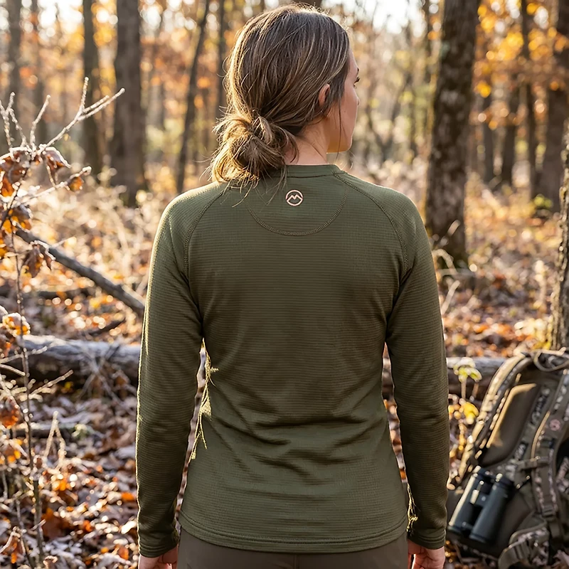 Magellan Outdoors Women's HuntGear Heavy Weight Baselayer Crew Neck Top
