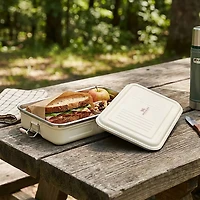 Stanley Classic Legendary 1.25 qt. Useful Box