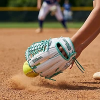 Wilson 12.5 in A1000 T125 Fielding Fast Pitch Glove