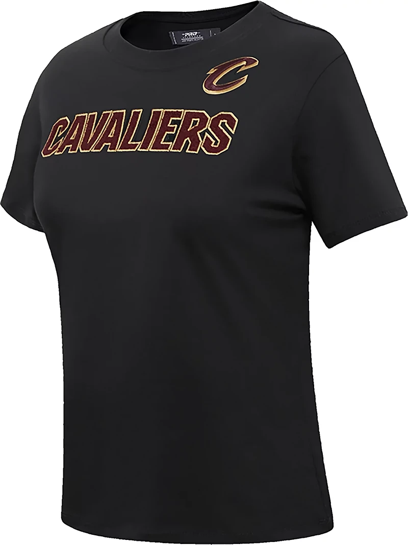Pro Standard Women's Cleveland Cavaliers Graphic T-shirt