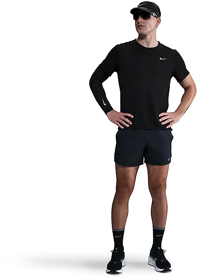 Nike Men's Dri-FIT Breathe Miler Short Sleeve Shirt