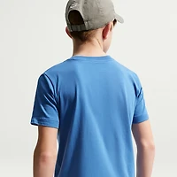 Nike Boys' Sportswear Summer Camp T-shirt