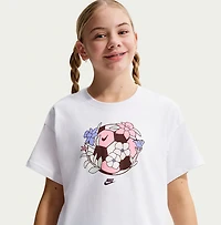 Nike Girls' Sportswear Essentials Soccer Boxy T-shirt