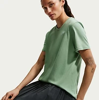Nike Women's Sportswear Club T-shirt