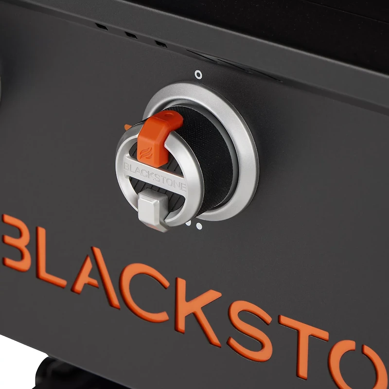 Blackstone Original 28 in XL Griddle with Hard Cover and Side Shelf