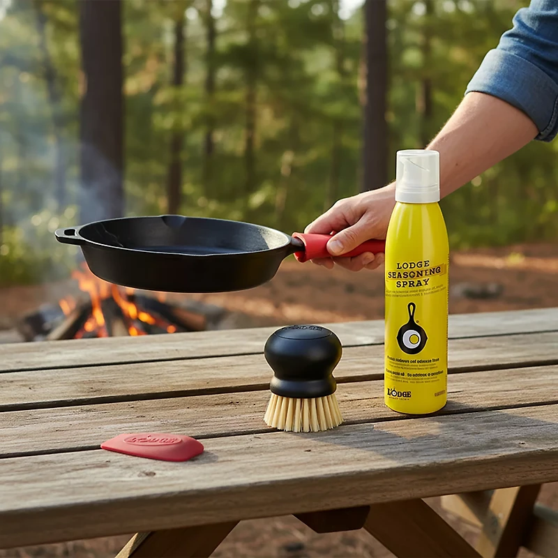 Lodge Seasoned Cast Iron Care Kit