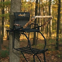 Muddy Outdoors The Skybox Deluxe 20 ft Ladder Stand