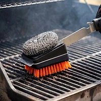 Oklahoma Joe's Blacksmith Combo Grill Brush