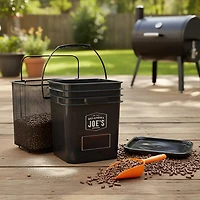 Oklahoma Joe's 3-Piece Pellet Bucket Kit