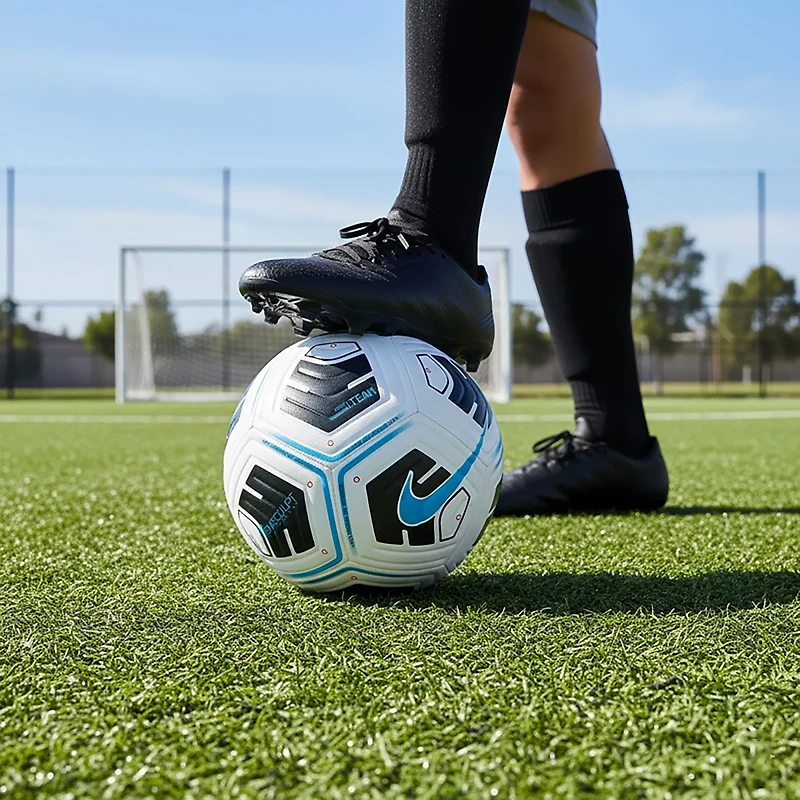 Nike Strike Aerowsculpt Adults' Soccer Ball