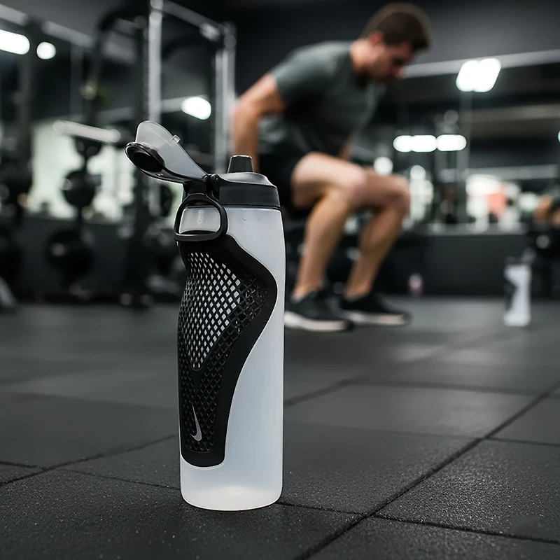 Nike Refuel 32 oz Locking Lid Water Bottle