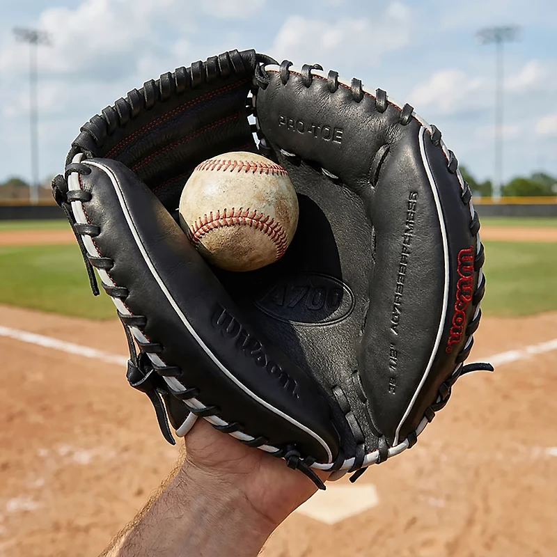 Wilson 32.5 in A700 Pedroia Fit Catcher's Mitt