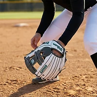Wilson 11.75 in A2000 H75 Infield Fast-Pitch Softball Glove